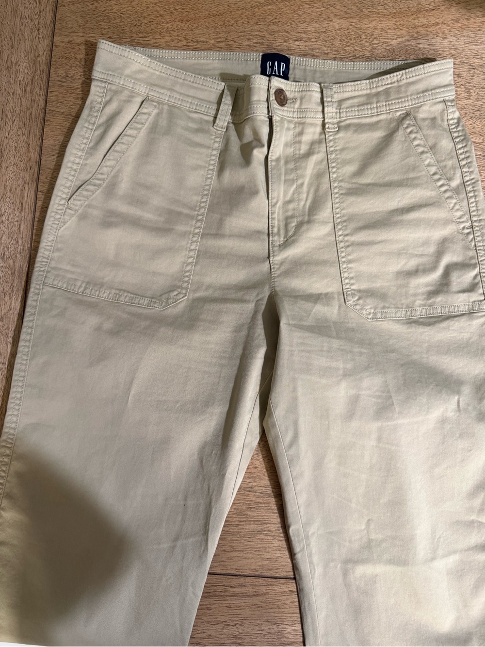 GAP Men's Light Beige Chino Pants